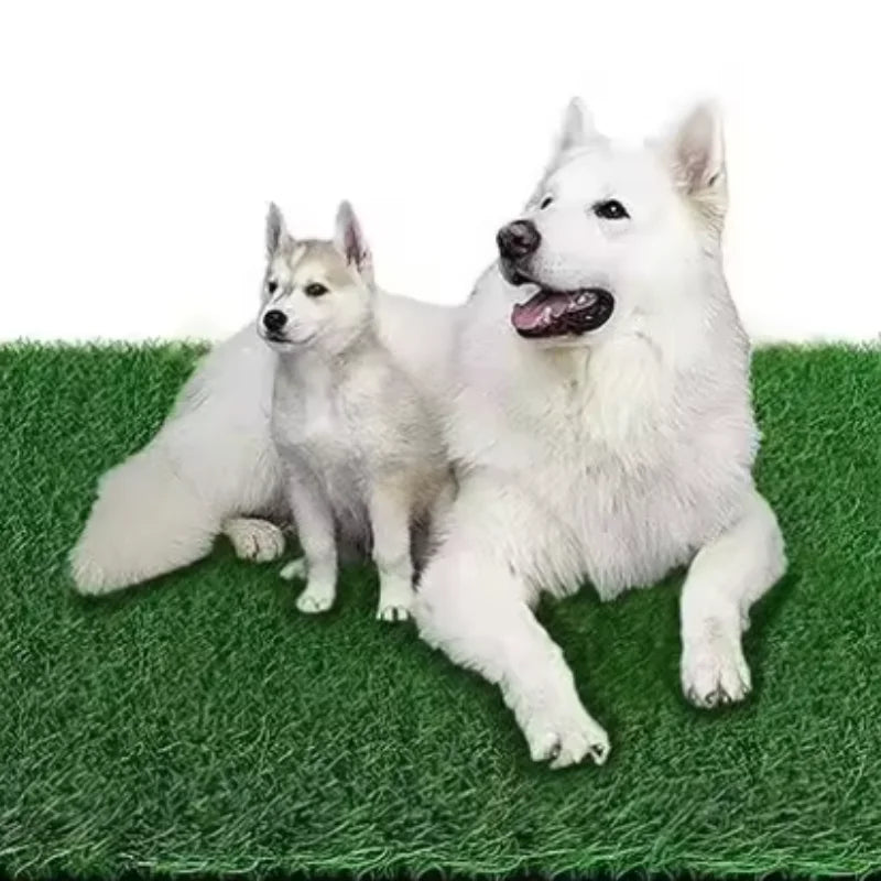 Green Artificial Turf Simulation Lawn Mat for Pets Portable Waterproof Dog Urinating Mat for Indoor And Outdoor Use
