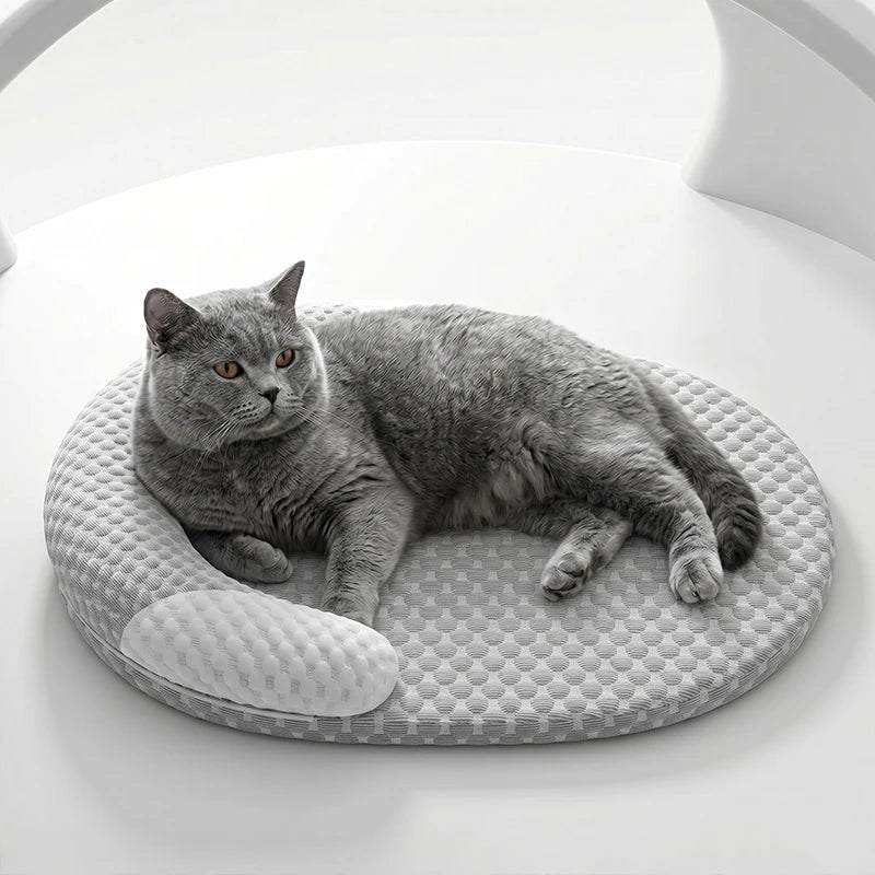 Cooling Dog Bed Summer Ice Silk Dog Mat Oval Pet Nest Breathable Heat Dissipation Cooling Pad for Small Medium Large Dogs And Cats